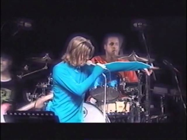 David Bowie Rebel Rebel ( Live Paris