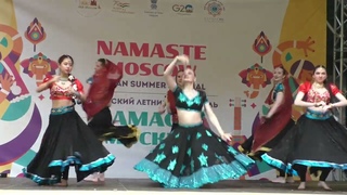 Jhoom Barabar | Bollywood Style | Tarang  | Summer Bazar | Embassy Of India | Moscow