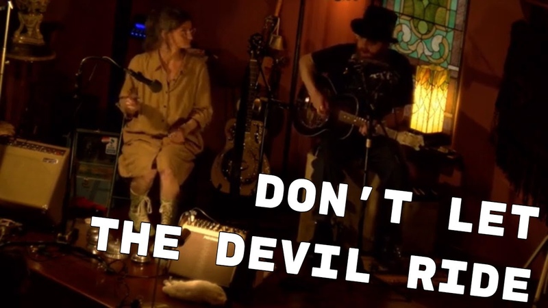 Dont Let The Devil Ride (live) Chris Rodrigues Spoon Lady at Laura