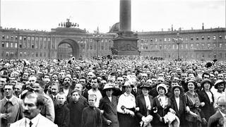 Манифест об объявлении войны Германии. Дворцовая площадь 1914 / Nicholas II Declares War on Germany
