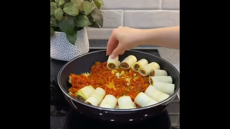 Кабачковые голубцы, как у