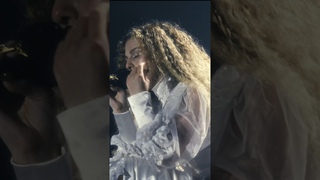 Nasini El Donya live from Toronto, The Opera House (The Elyanna Tour)