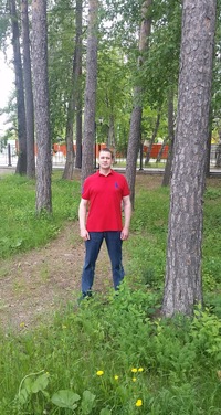 Олег Капустин