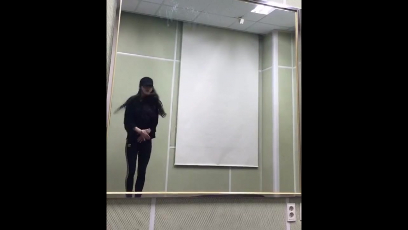 DANCE PRACTICE Yu Sua