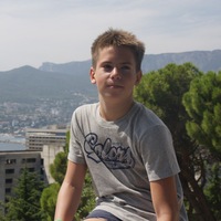 Миша Андреев