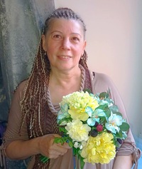 Нина Романова