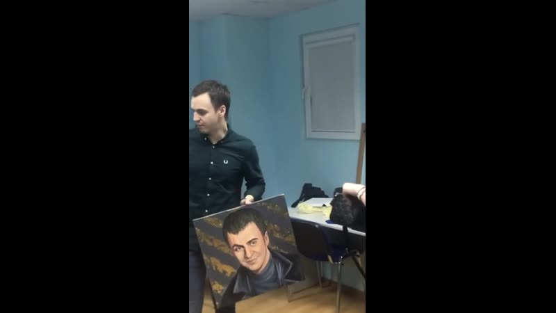 Абрамову подарили его