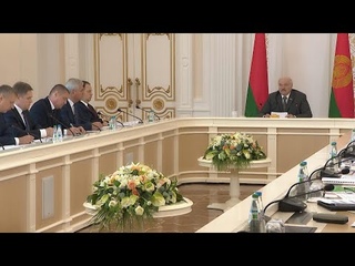 Лукашенко: Хватит шутить! Потеря зерна на полях будет расцениваться как экономическая диверсия!