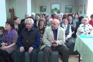 U news. К 70-летию Великой победы в картинной галерее провели конкурс авторских стихов.