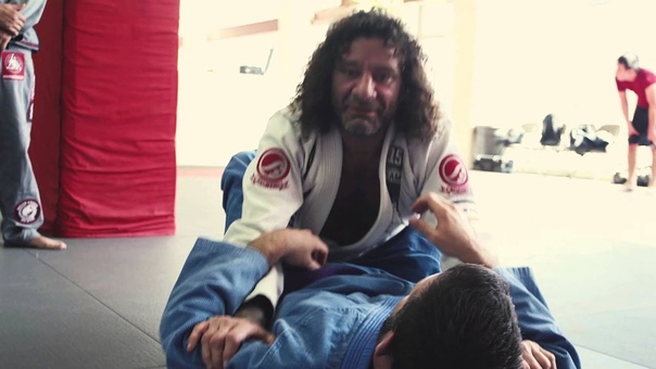 Kurt Osianders Move of the Week Standing Guard Break kurt osianders move of the week standing guard
