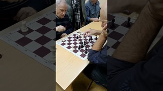 6 января в городском шахматном клубе состоялся блиц-турнир “Новогодний“.