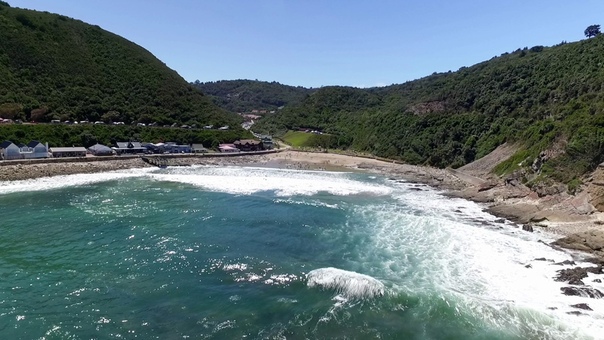 Victoria Bay Surfing November